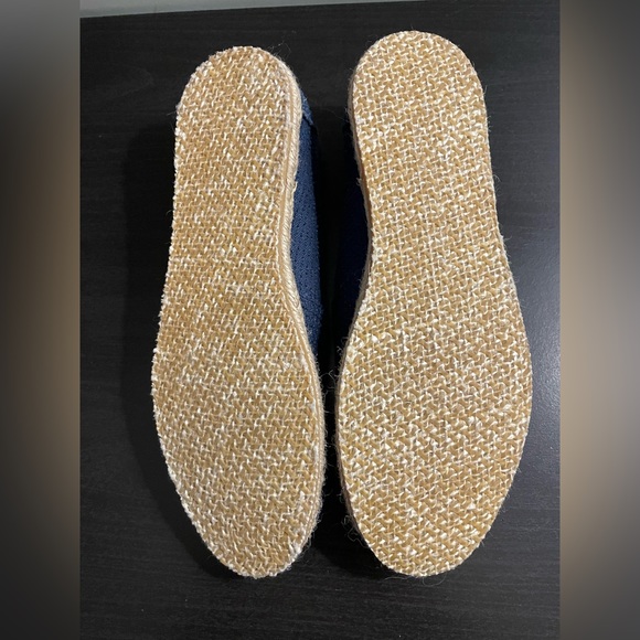 Toms size 7 - Picture 2 of 5